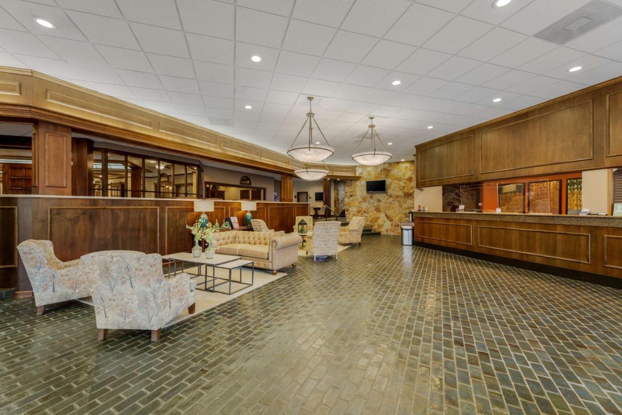 Best Western Plus Wooster Hotel & Conference Center Eksteriør bilde