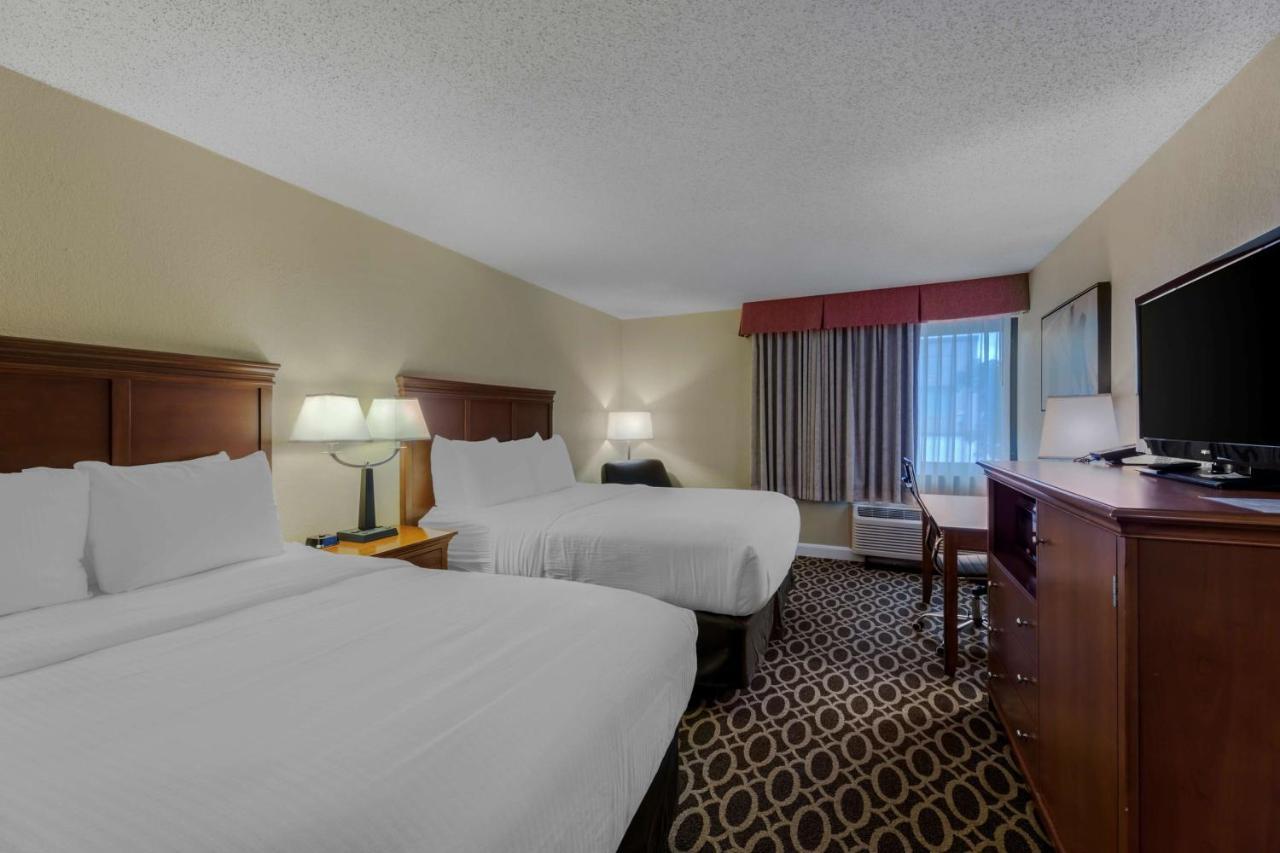 Best Western Plus Wooster Hotel & Conference Center Eksteriør bilde