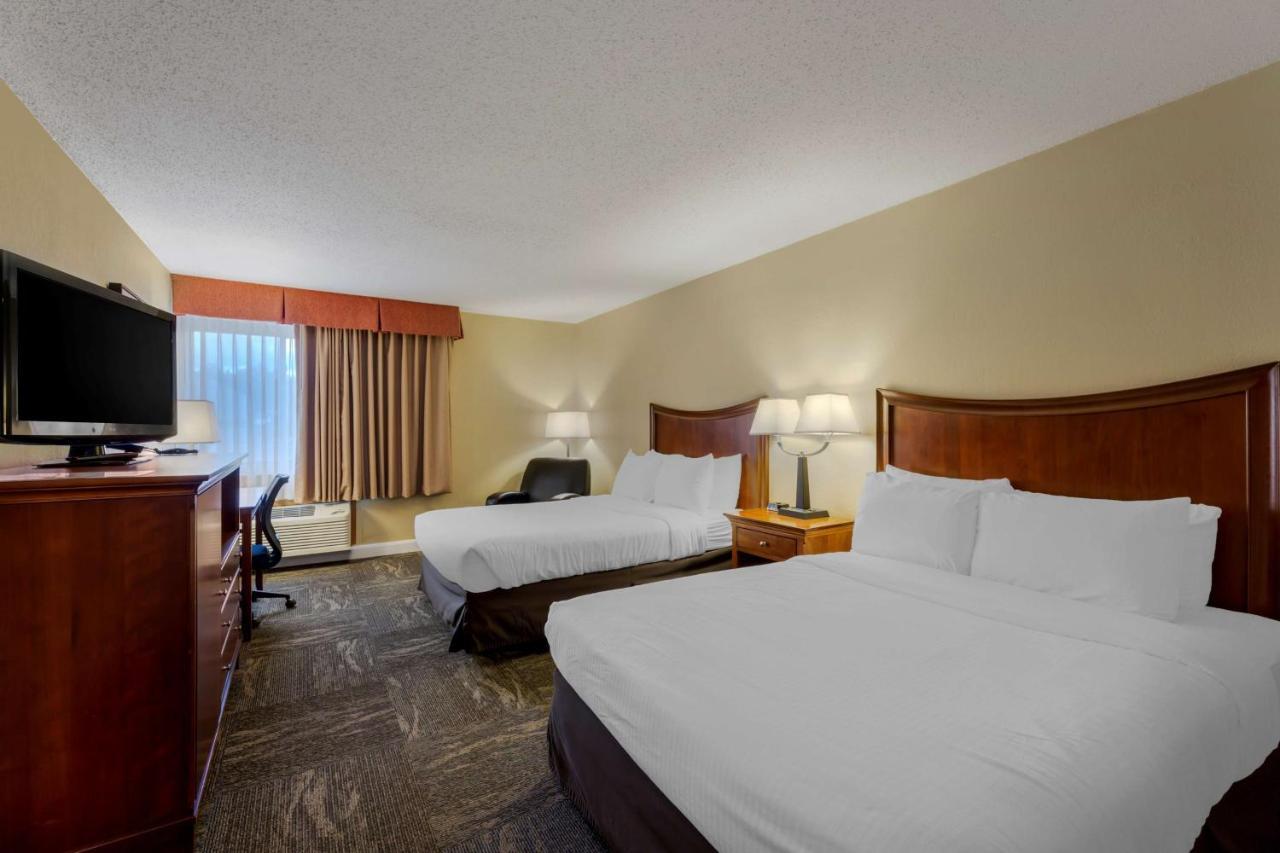 Best Western Plus Wooster Hotel & Conference Center Eksteriør bilde