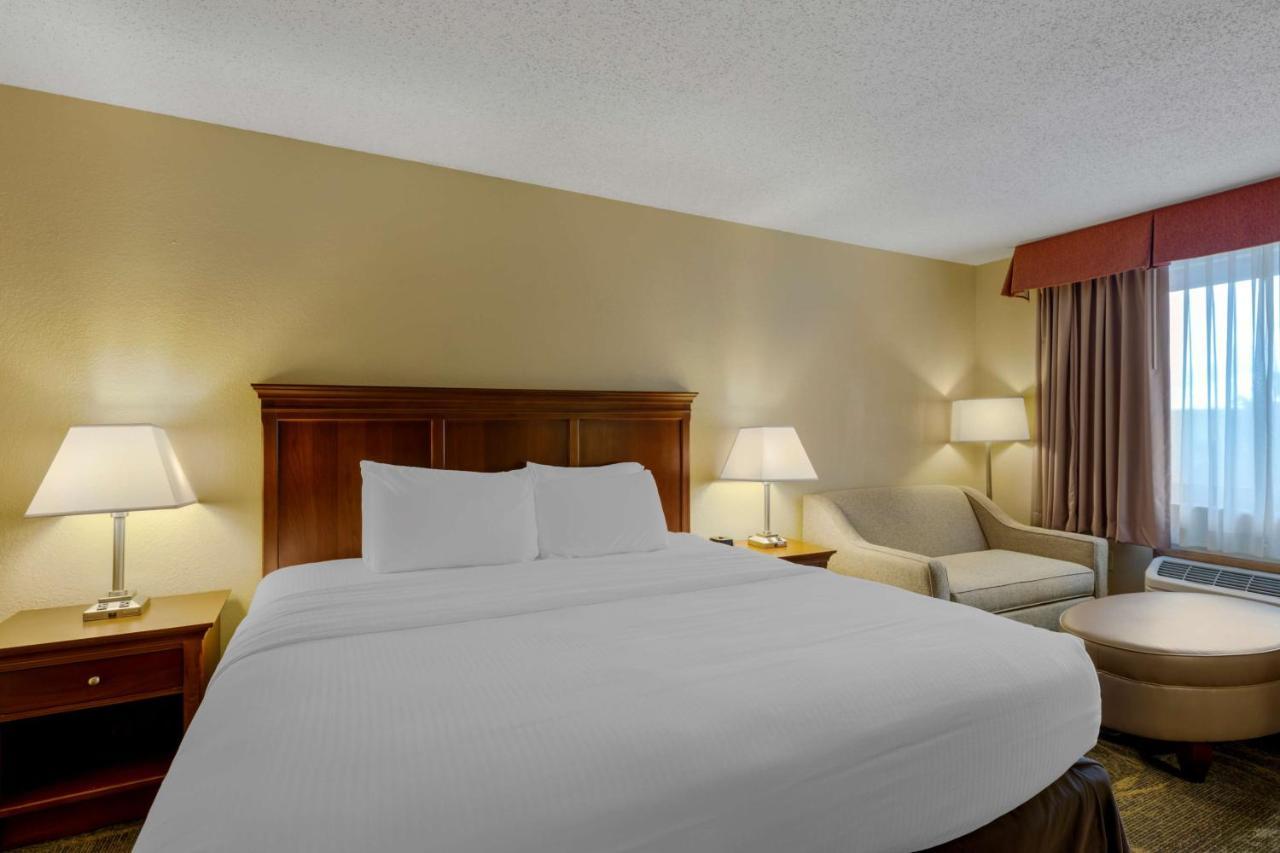 Best Western Plus Wooster Hotel & Conference Center Eksteriør bilde